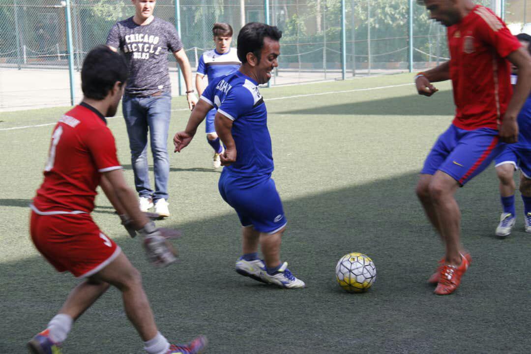 تمرین هفتگی تیم فوتبال کوتاه قامتان در مجموعه ورزشی شهید کبکانیان