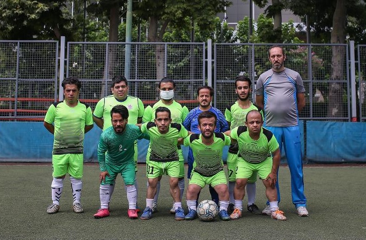 دیدار دوستانه تیم های فوتبال کوتاه قامتان ایرانی - شهاب سرخ